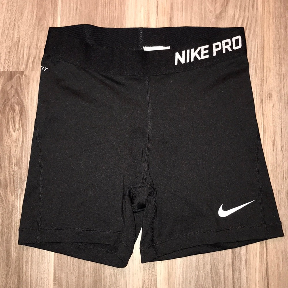 Black Nike Pro Spandex.